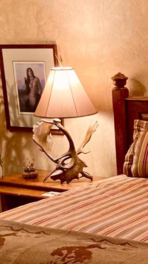 Yellowstone Cattle Baron Ensuite, Private Entrance & Parking - Prairie Rose B&B Cheyenne Exterior foto